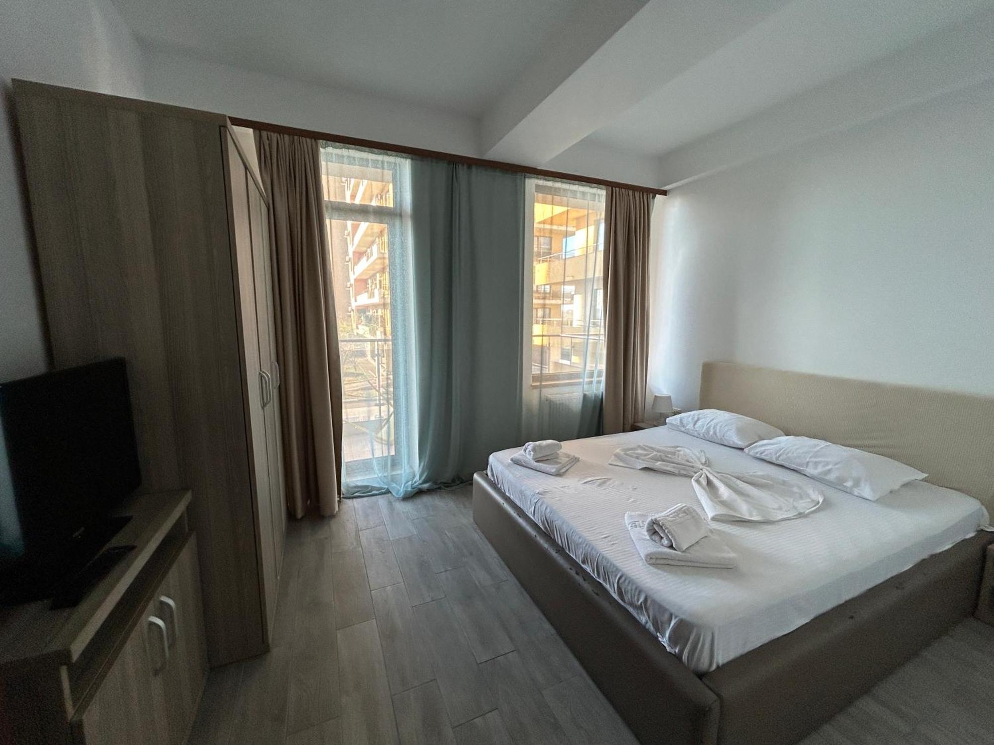 Catalina Summerland Apartaments Mamaia Nord Exterior foto